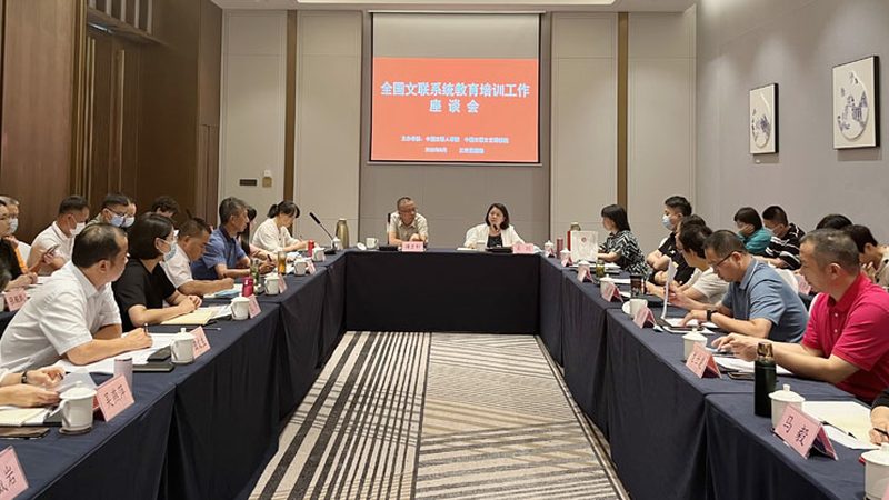 少儿编程加盟，哪些资质是关键？**